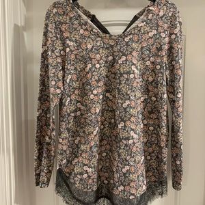 Floral long sleeve blouse